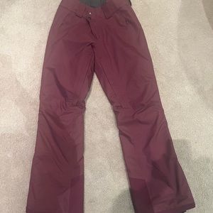 Women’s Patagonia ski pants